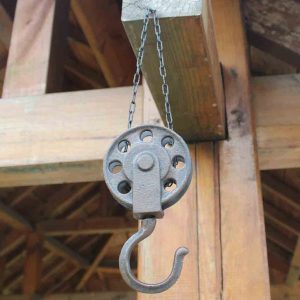 Chain Hook Ornament 1