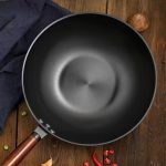 DH induction wok with lid 6